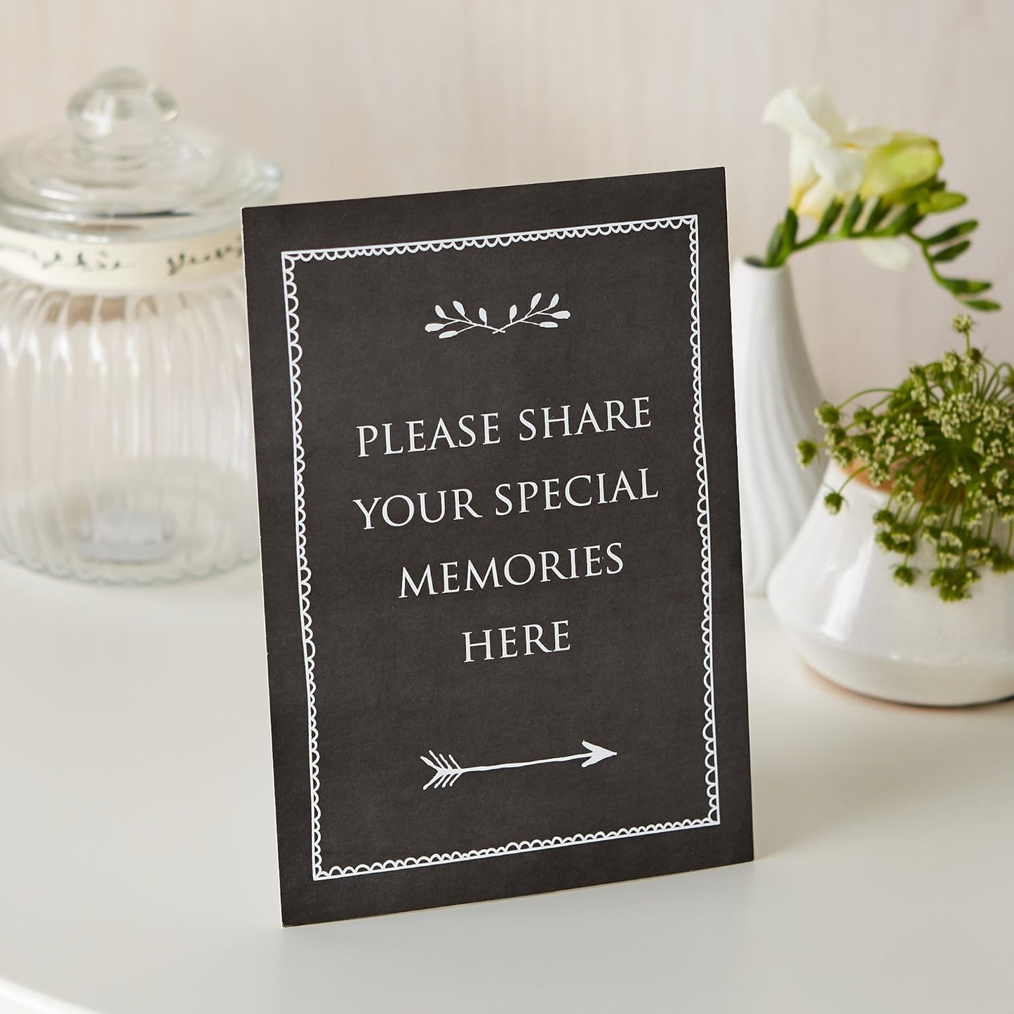 Set of 2 Card Signs 'Memory Table' & 'Share Your Memories' - Black